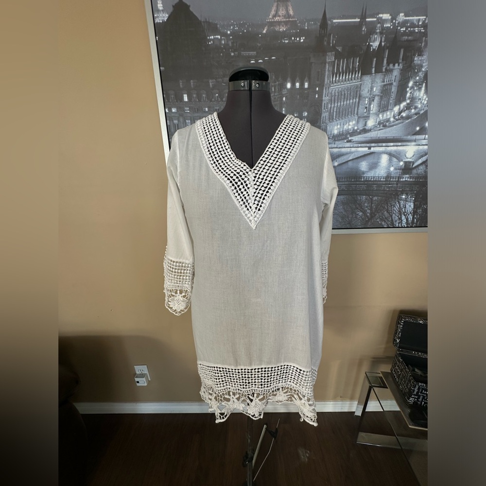 Cute options cotton tunic with crochet details